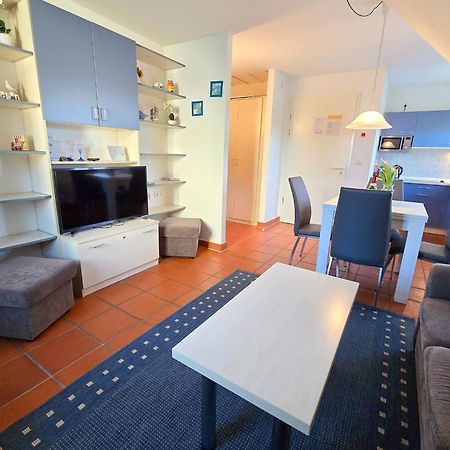 Feriendorf Rugana - Budget Appartement Mit 1 Schlafzimmer B57 Dranske Bagian luar foto
